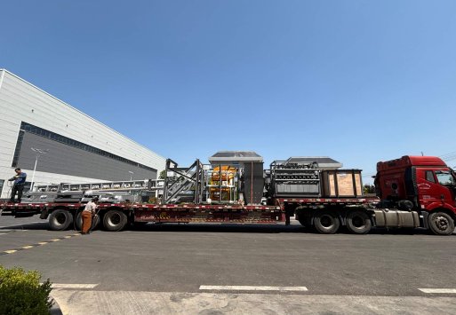 山東山匯、輸出用ベルトコンベヤ部品の積み込みを完了し、目的地へ出荷