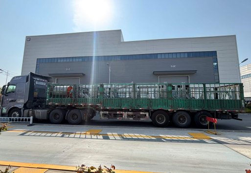 Shandong Shankuang schließt die Verladung von Kopfrahmen, Schwanzrahmen und Rollen für den Versand ab