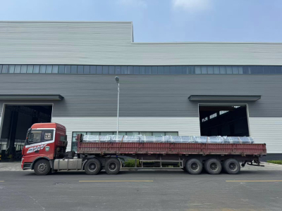 Катки были загружены и отправлены на место проекта.