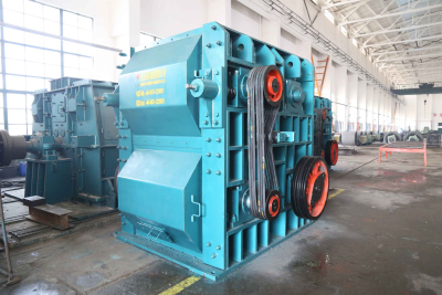 Triturador de rolo de quatro dentes