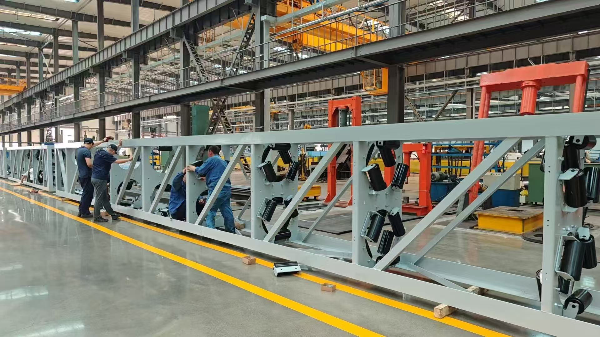 1752655341375012.jpg 86c7f4b6e5798ab2c96c8f67de8fa0f.jpg